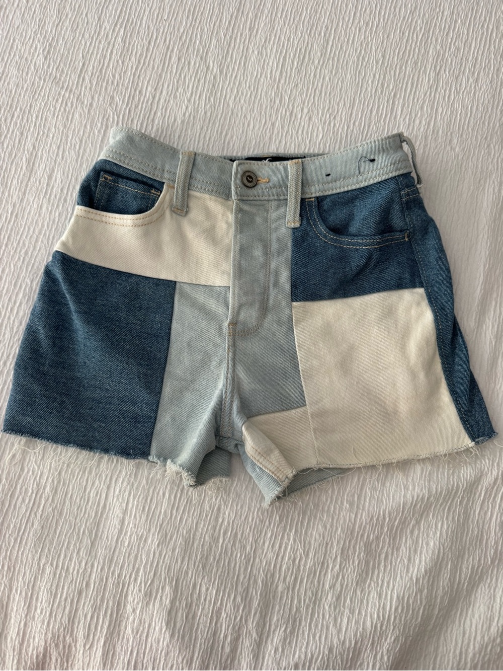 Hollister Ultra High Rise Mom Shorts Patchwork Denim Colorblock